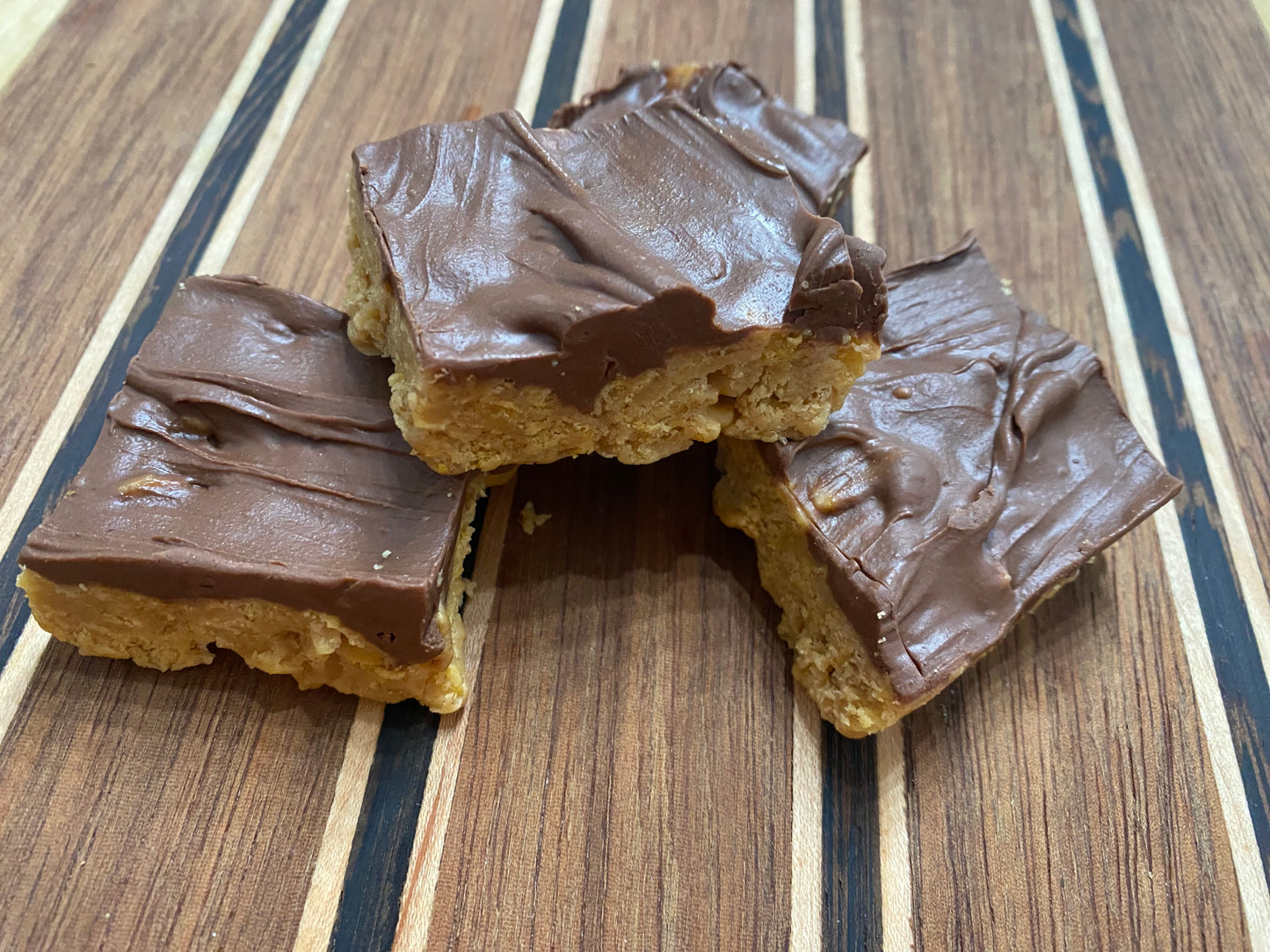 No Bake Chocolate Peanut Butter Bars